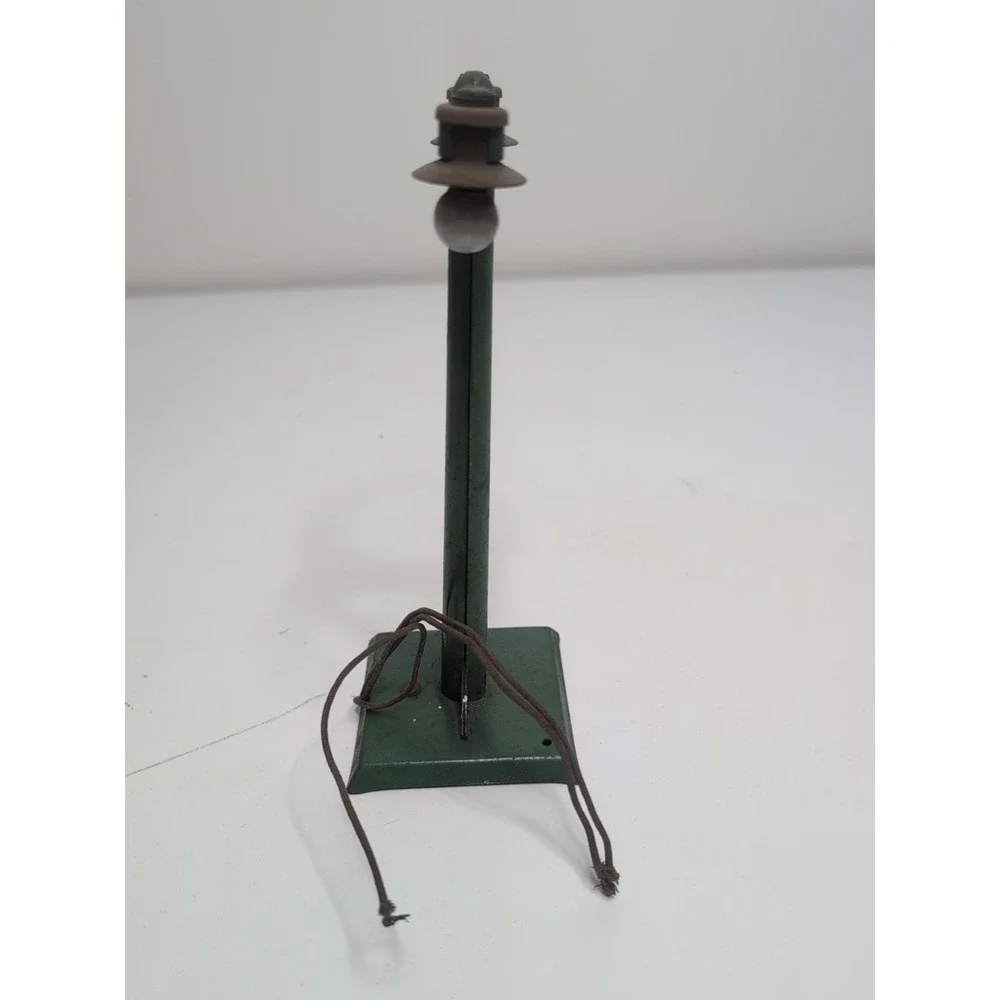 Vintage Street Light Gilbert American Flyer Train Pre War #233